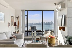 1803-151 2nd Street W North Vancouver, BC V7M 3P1