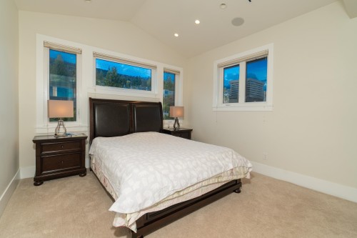 2408 Mathers Avenue, West Vancouver, BC 