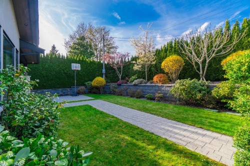 2408 Mathers Avenue, West Vancouver, BC 