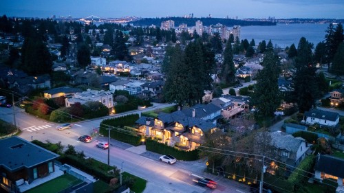 2408 Mathers Avenue, West Vancouver, BC 