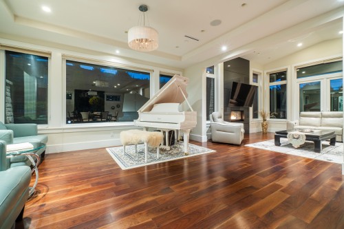 2408 Mathers Avenue, West Vancouver, BC 