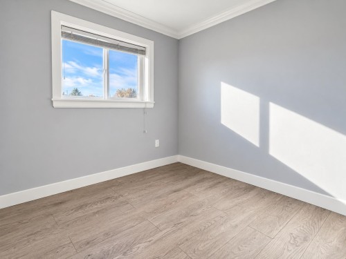 2216 Mannering Avenue, Vancouver, BC 