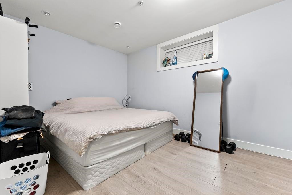 2216 Mannering Avenue, Vancouver, BC