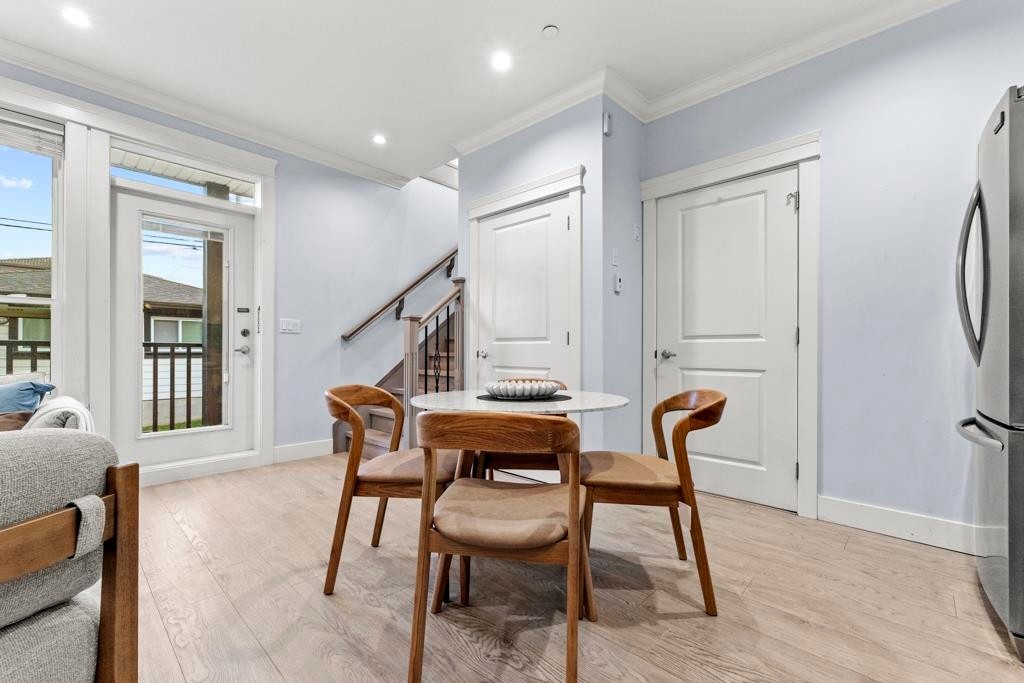 2216 Mannering Avenue, Vancouver, BC