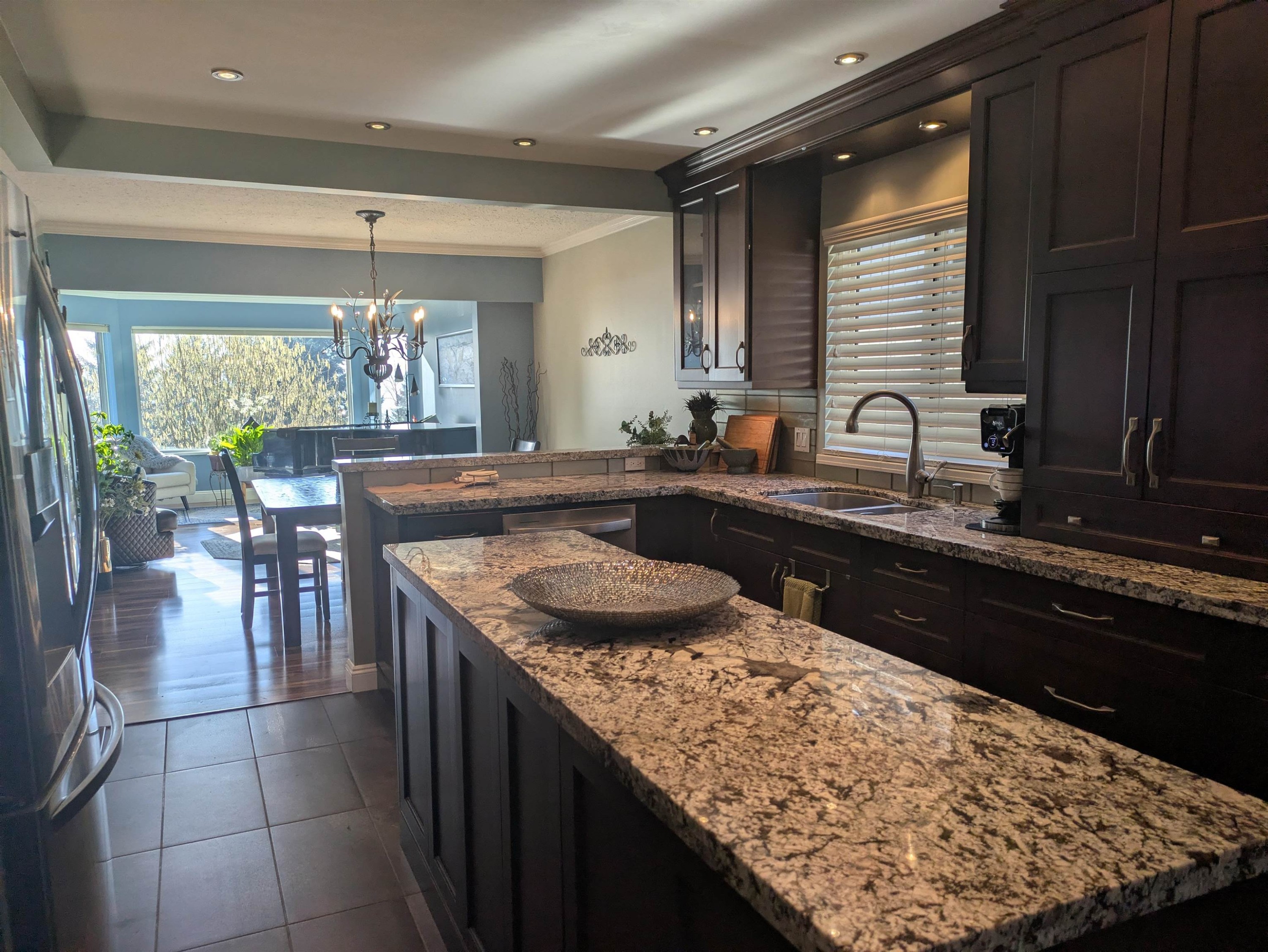 2532 Ashurst Avenue, Coquitlam, BC
