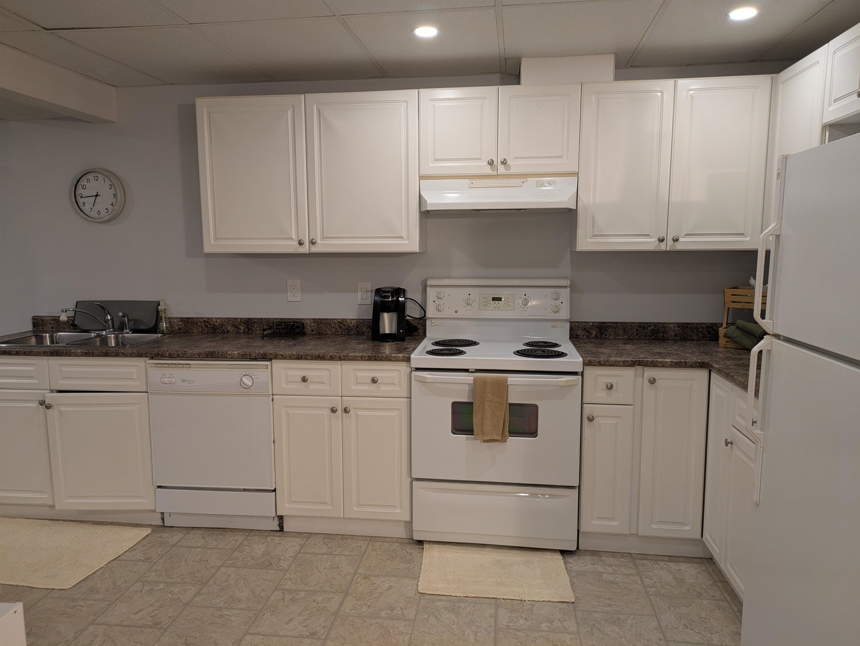 2532 Ashurst Avenue, Coquitlam, BC