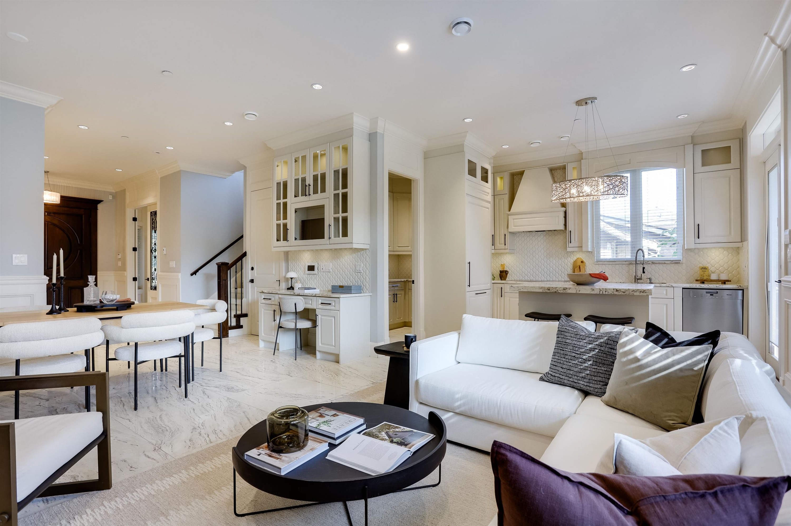 3760 17Th Avenue W, Vancouver, BC
