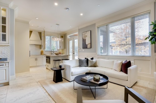 3760 17Th Avenue W, Vancouver, BC 
