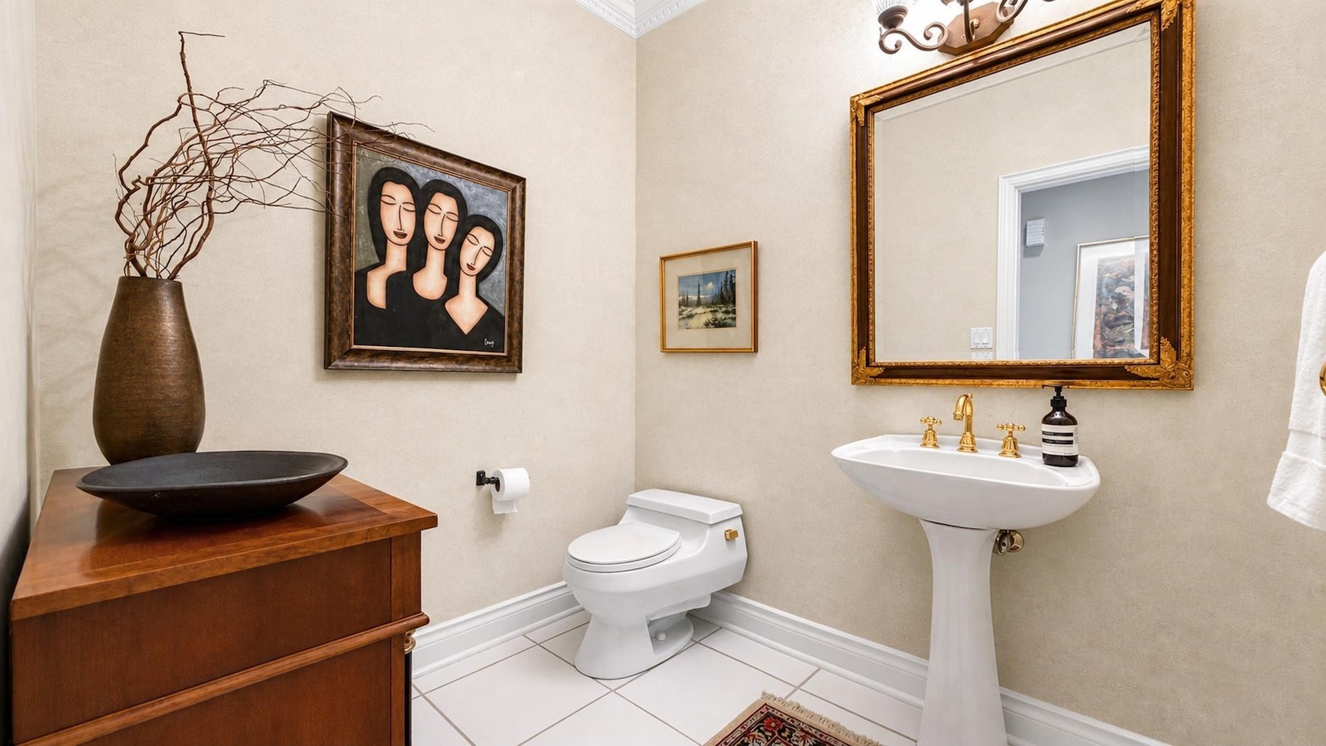 8418 Gillnet Place, Vancouver, BC
