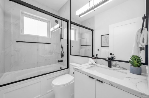 3417 Seaforth Drive, Vancouver, BC 