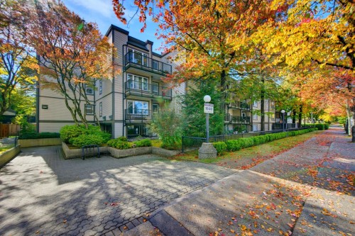 101-1040 Broadway E Vancouver, BC V5T 4N7