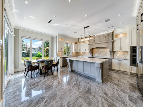 5720 Woodwards Road, Richmond, BC 