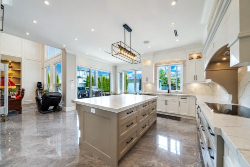 5720 Woodwards Road, Richmond, BC 
