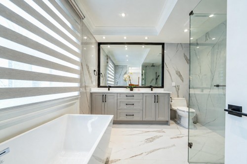 5720 Woodwards Road, Richmond, BC 