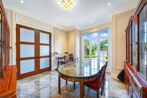 5720 Woodwards Road, Richmond, BC 