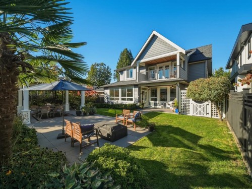 355 15Th Street E, North Vancouver, BC 
