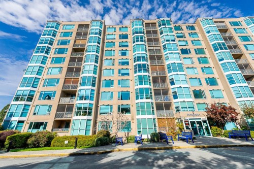 109-12148 224 Street  Maple Ridge, BC V2X 3N8