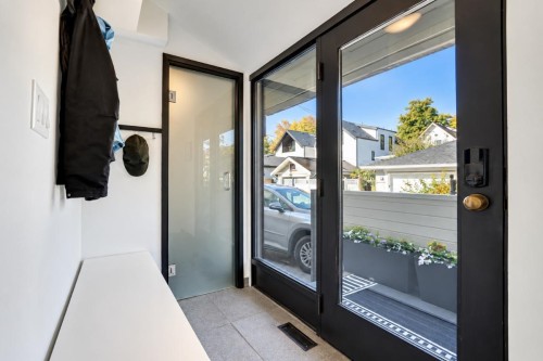2835 13Th Avenue W, Vancouver, BC 