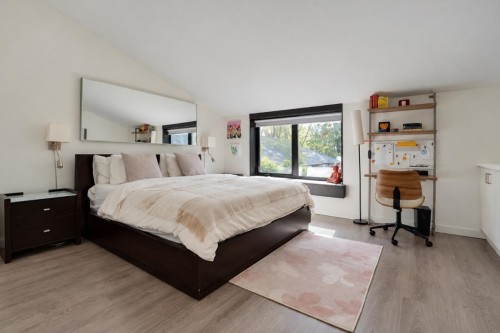 2835 13Th Avenue W, Vancouver, BC 