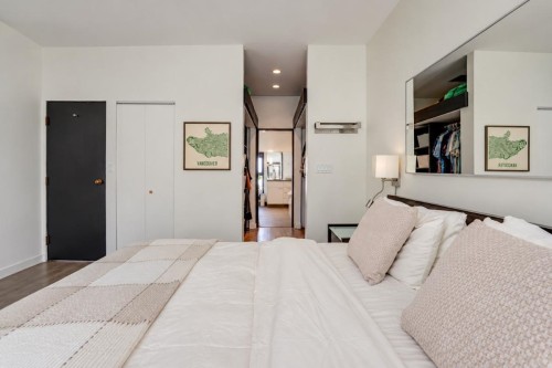 2835 13Th Avenue W, Vancouver, BC 