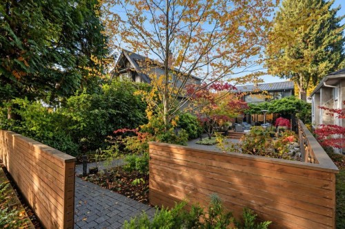 2835 13Th Avenue W, Vancouver, BC 