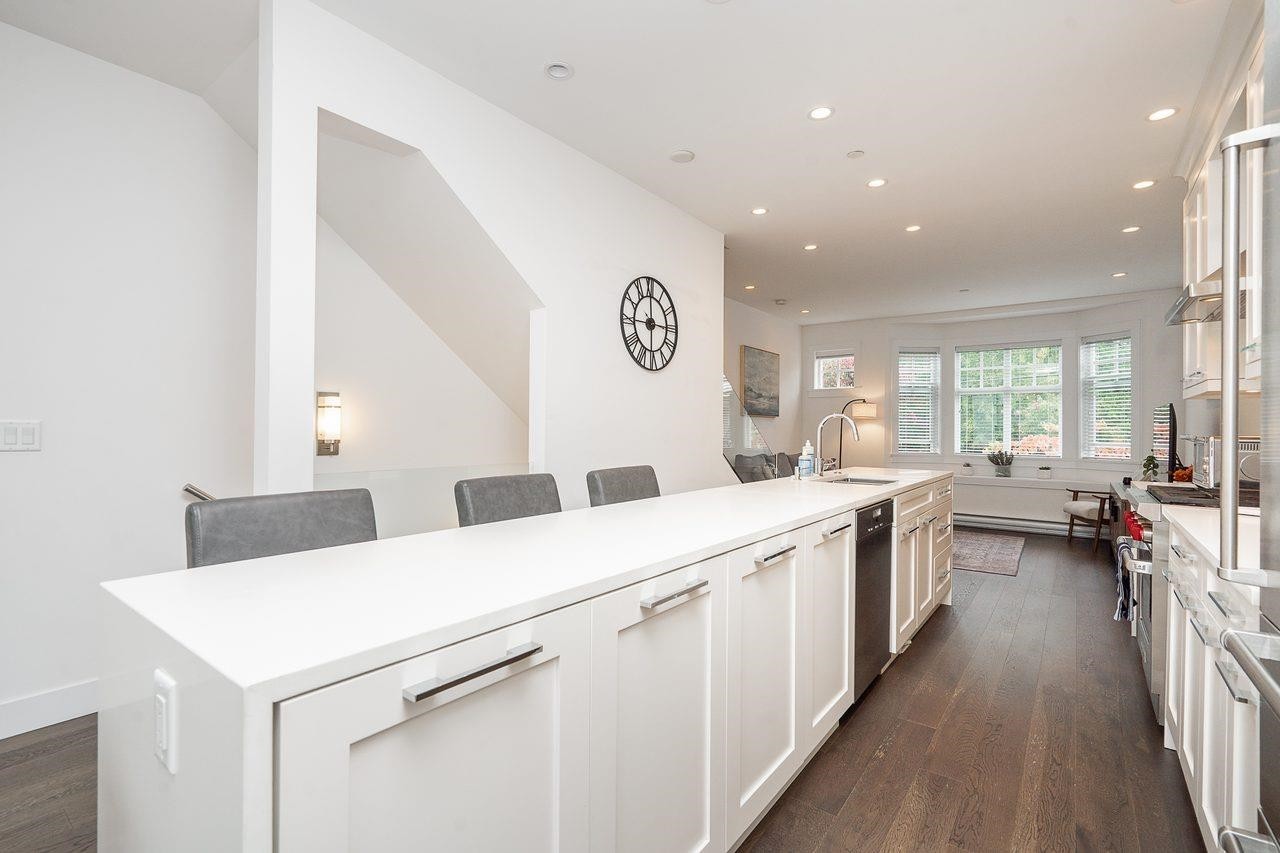 920 15Th Avenue W, Vancouver, BC