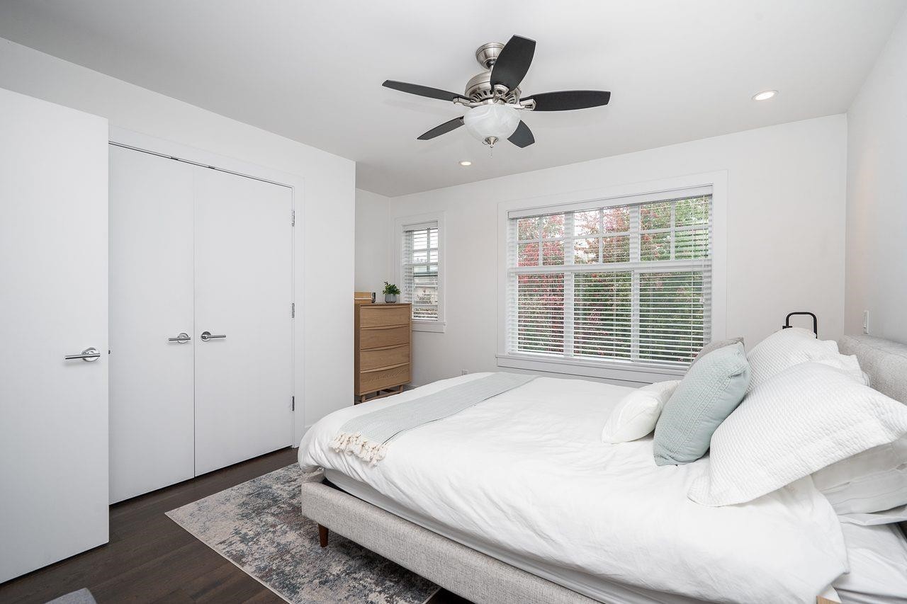 920 15Th Avenue W, Vancouver, BC
