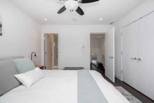 920 15Th Avenue W, Vancouver, BC 
