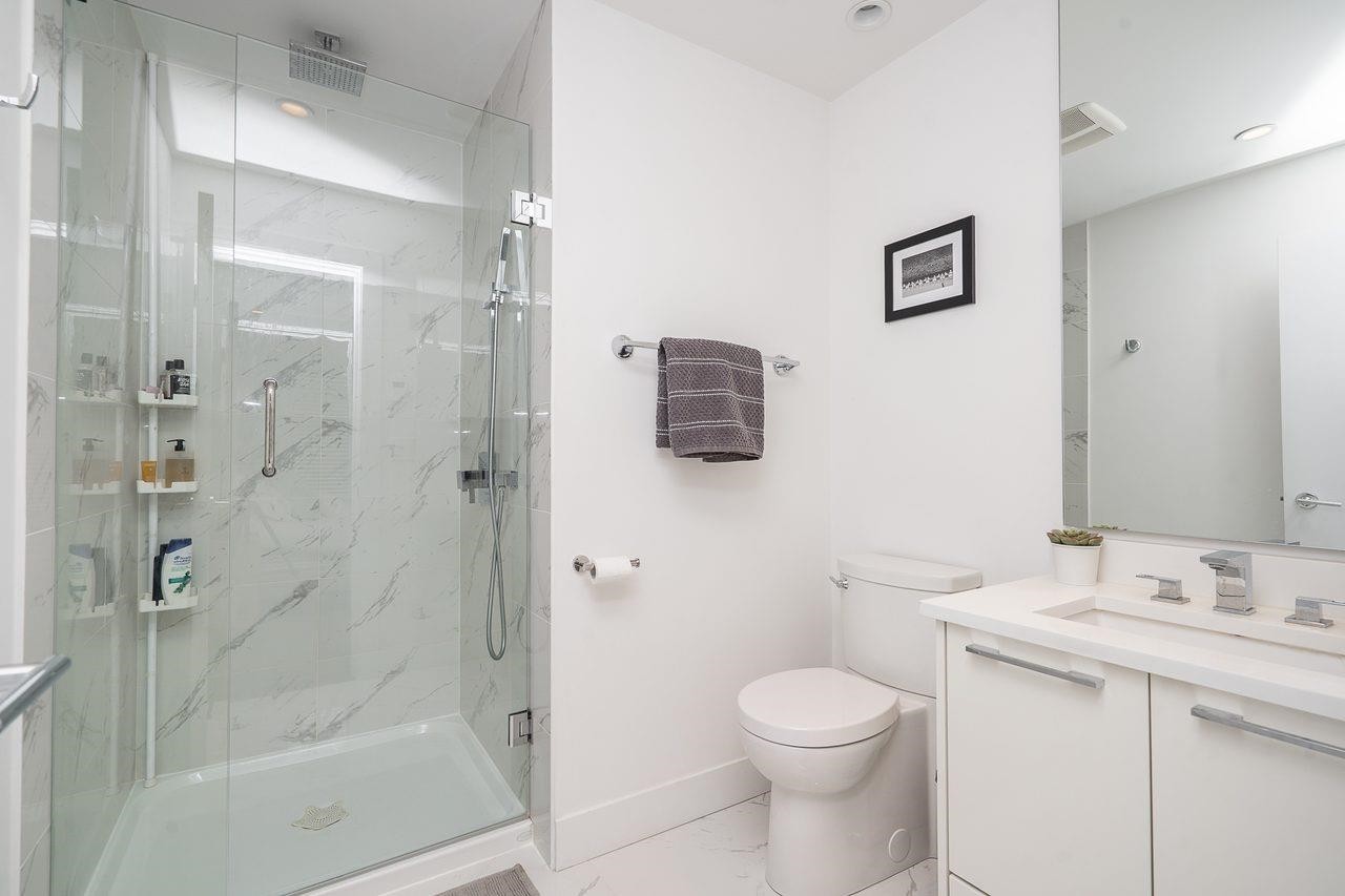 920 15Th Avenue W, Vancouver, BC