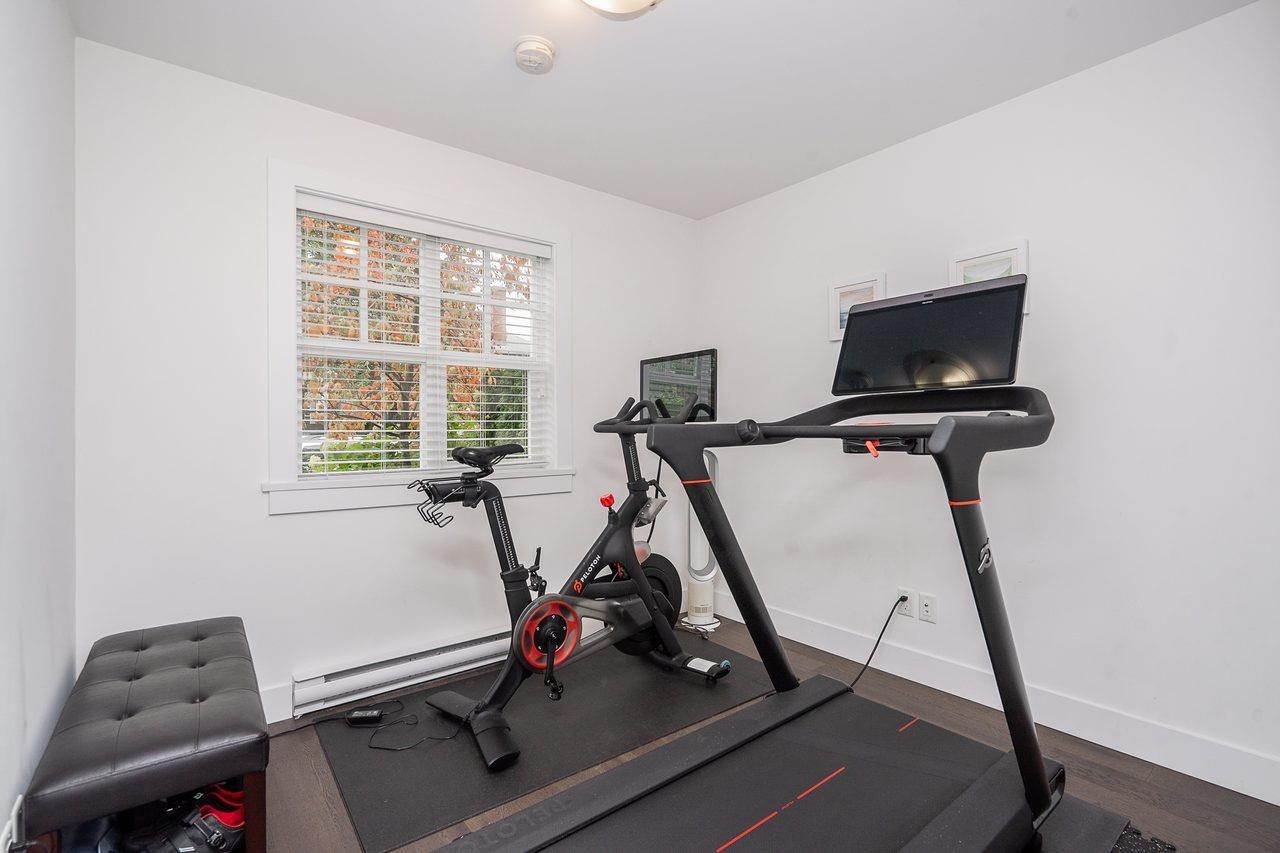 920 15Th Avenue W, Vancouver, BC