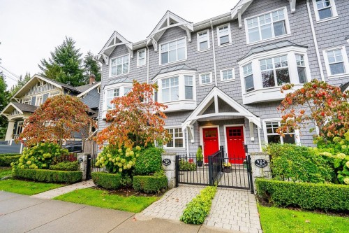 920 15Th Avenue W, Vancouver, BC 