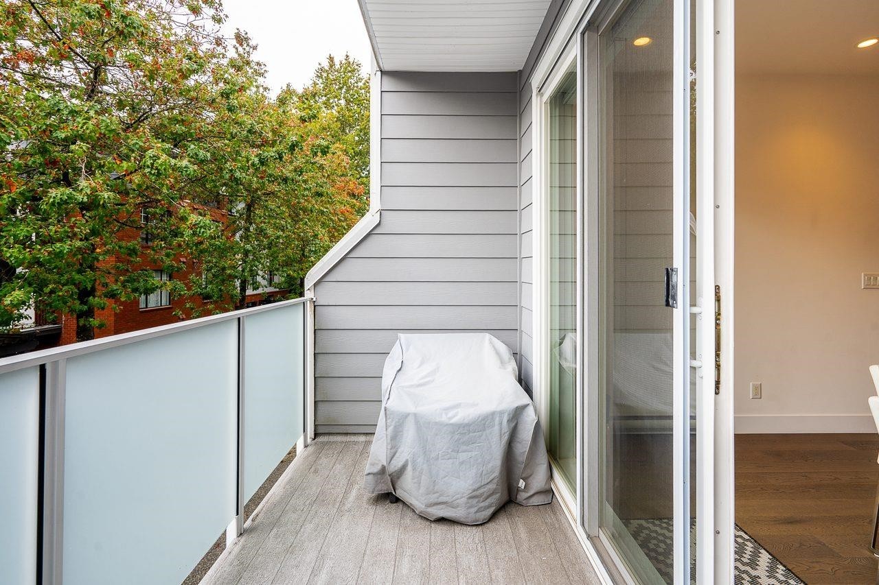 920 15Th Avenue W, Vancouver, BC