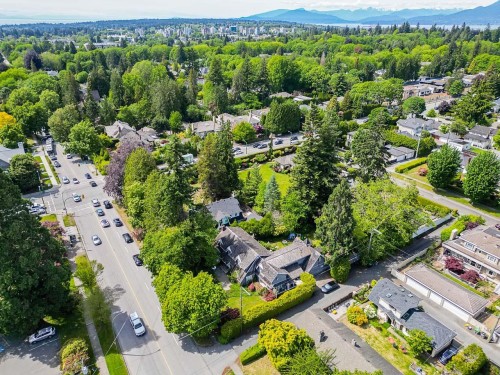 1461 49Th Avenue W, Vancouver, BC 