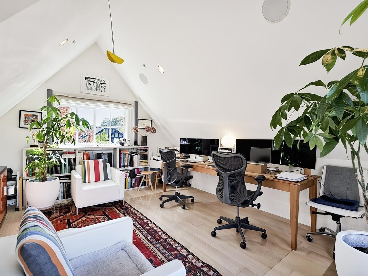 695 19Th Avenue W, Vancouver, BC