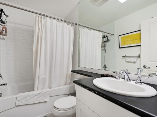 695 19Th Avenue W, Vancouver, BC 