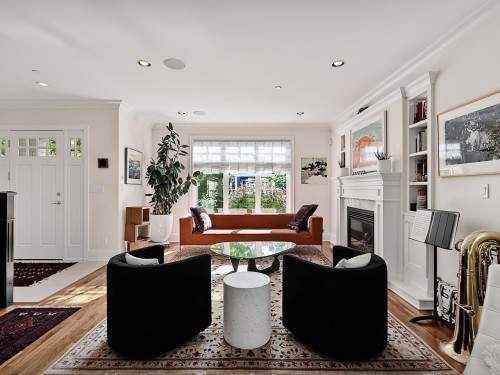 695 19Th Avenue W, Vancouver, BC 