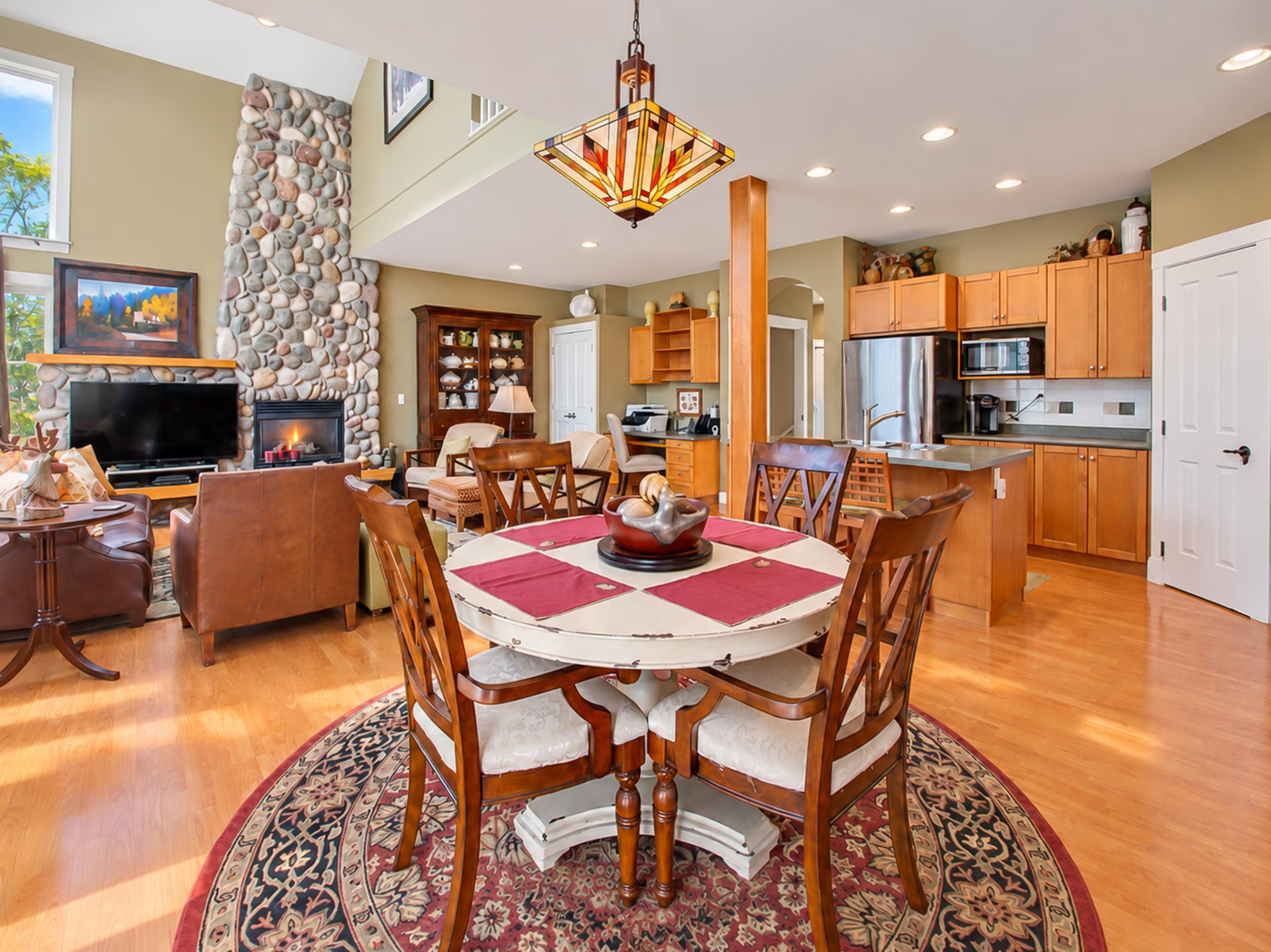 1899 Parkway Boulevard, Coquitlam, BC