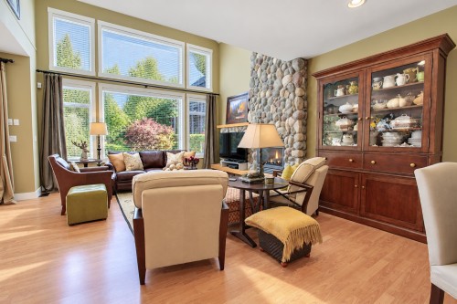 1899 Parkway Boulevard, Coquitlam, BC 