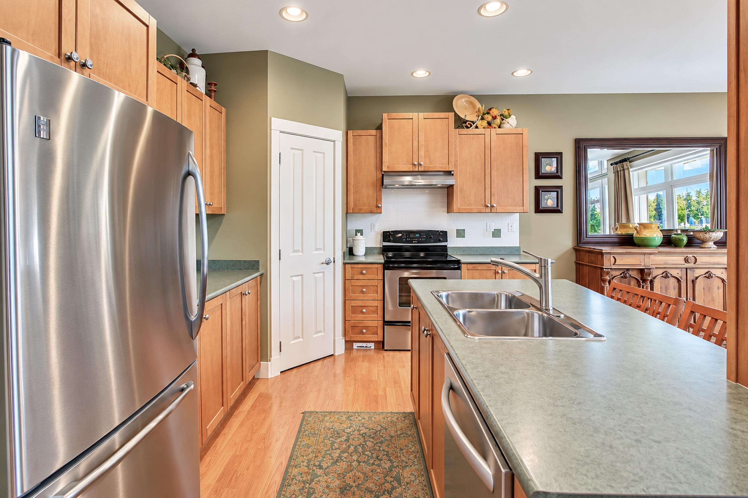 1899 Parkway Boulevard, Coquitlam, BC