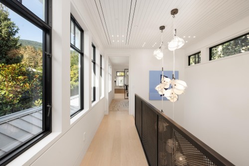 3156 Travers Avenue, West Vancouver, BC 