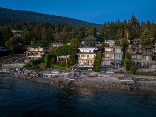 3156 Travers Avenue, West Vancouver, BC 