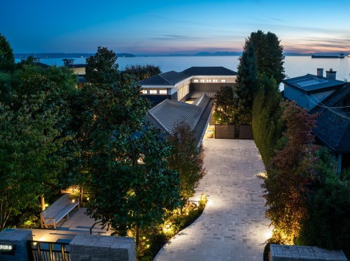 3156 Travers Avenue, West Vancouver, BC 