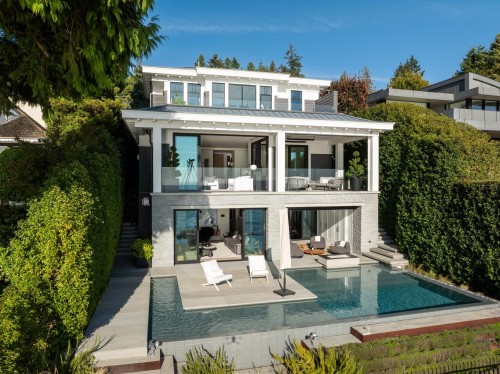 3156 Travers Avenue, West Vancouver, BC 