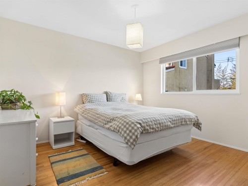 2925 24Th Avenue W, Vancouver, BC 