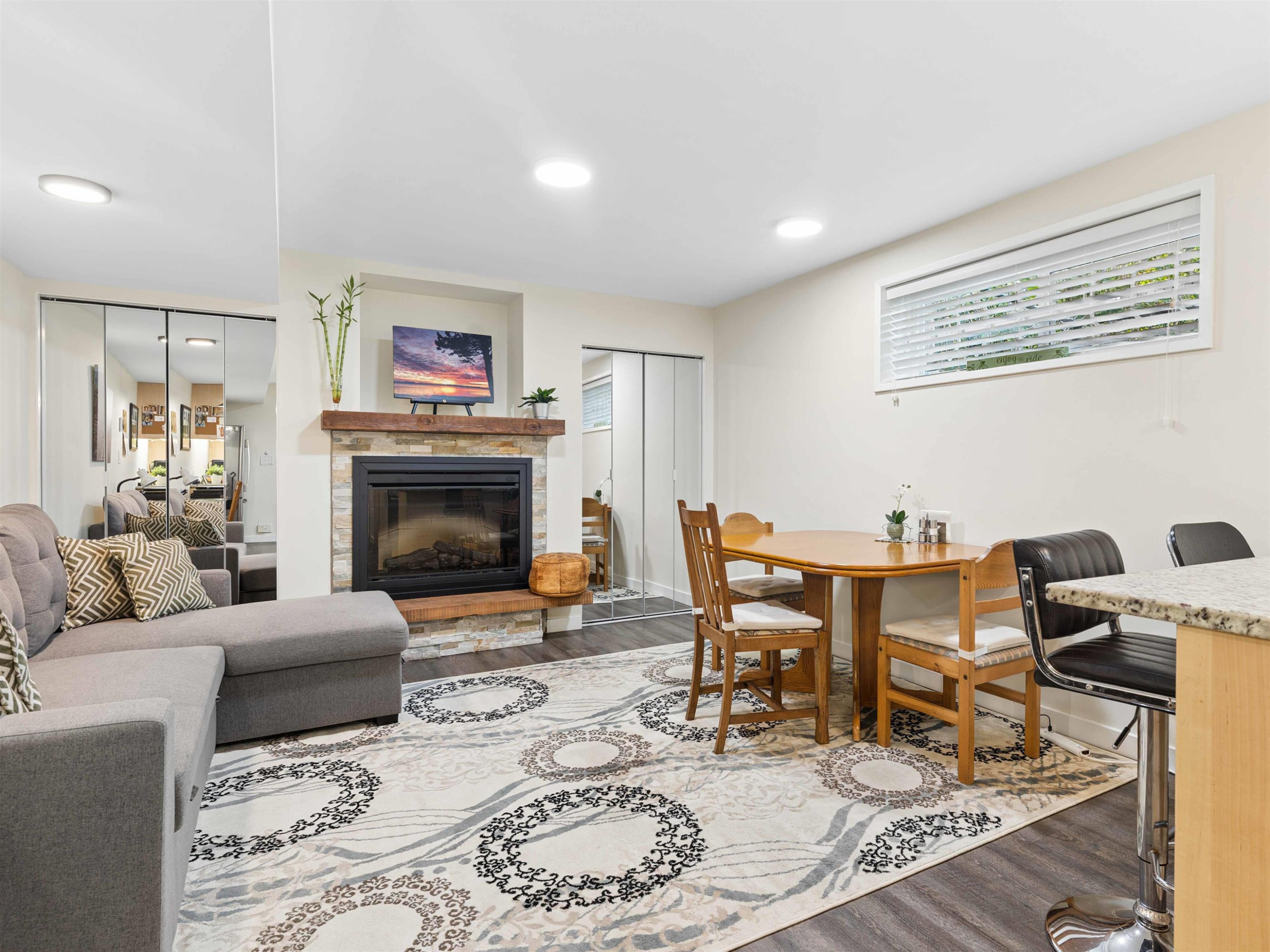 2925 24Th Avenue W, Vancouver, BC