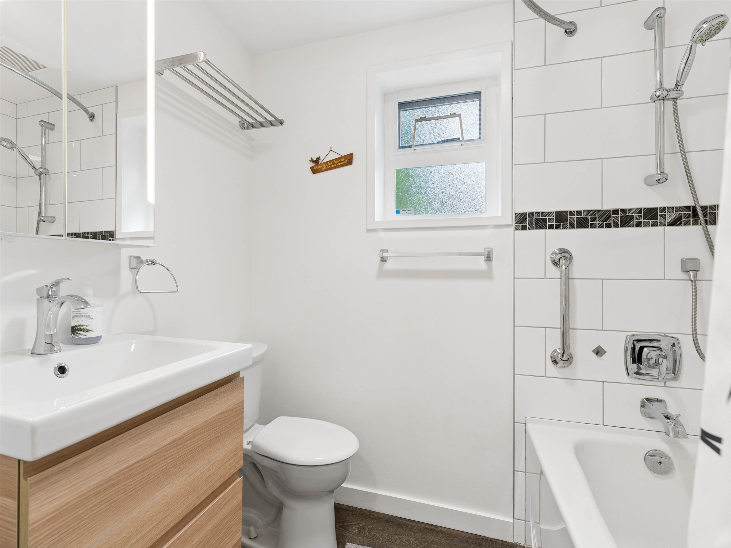 2925 24Th Avenue W, Vancouver, BC