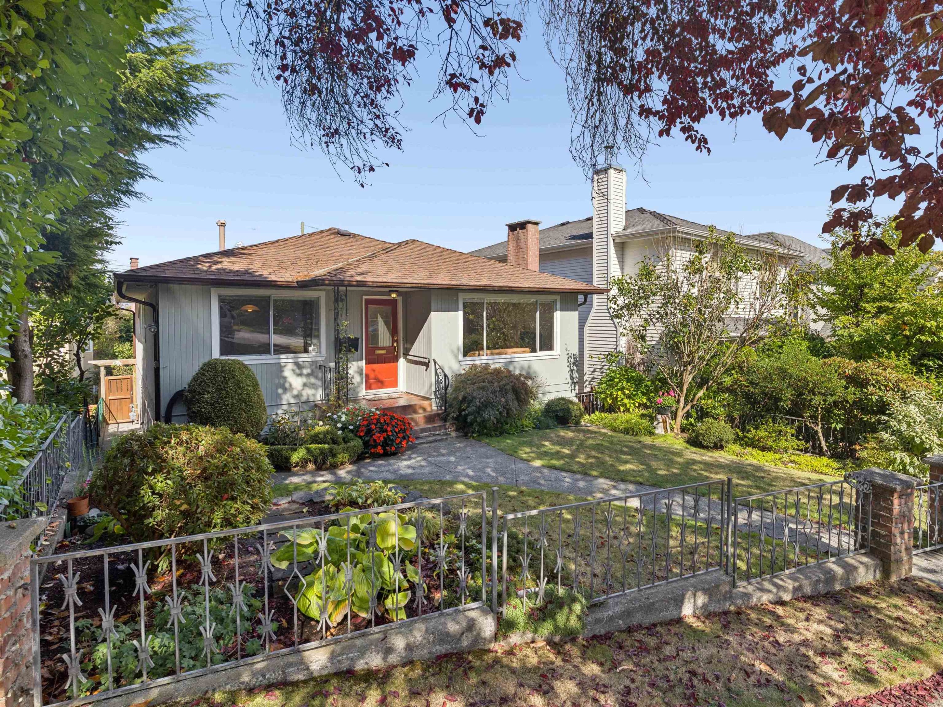 2925 24Th Avenue W, Vancouver, BC
