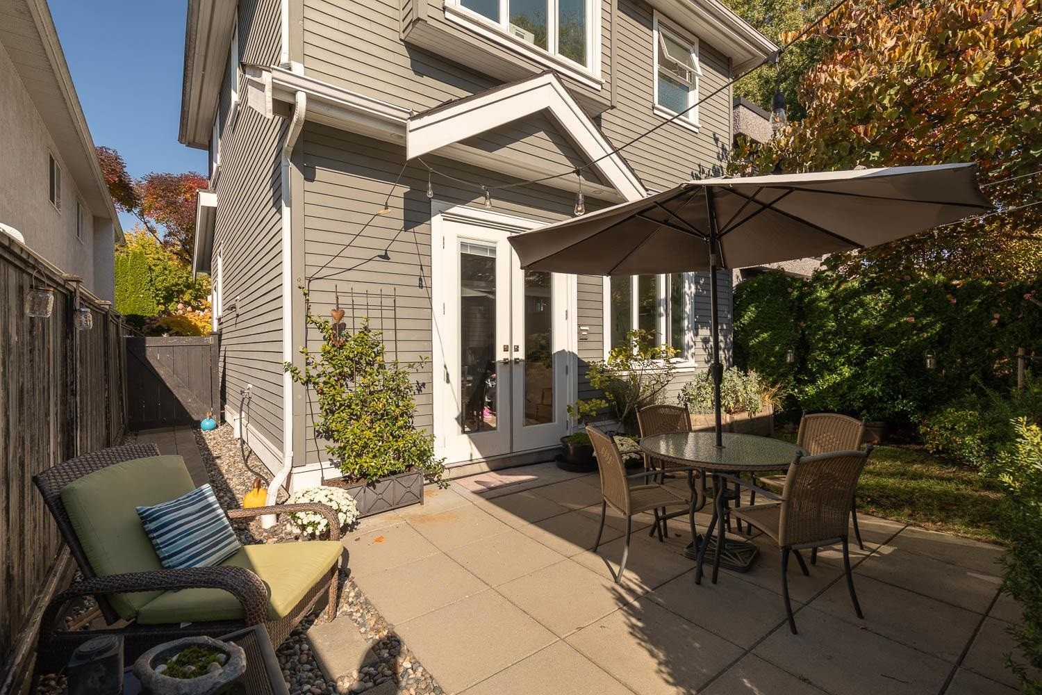 572 16Th Avenue E, Vancouver, BC