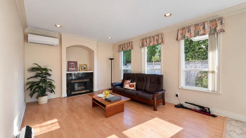 4928 Branscombe Court, Richmond, BC 