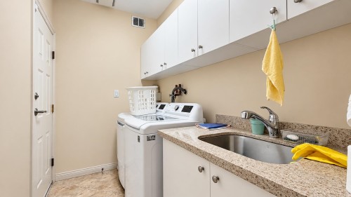 4928 Branscombe Court, Richmond, BC 